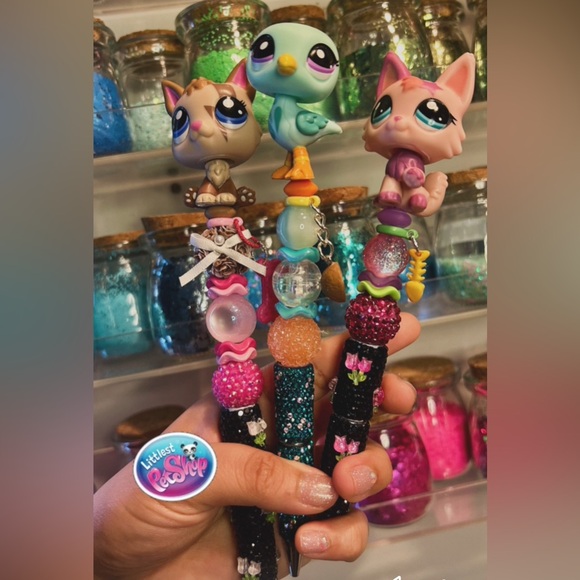 Custom pens 🖊️💕 - Picture 13 of 15